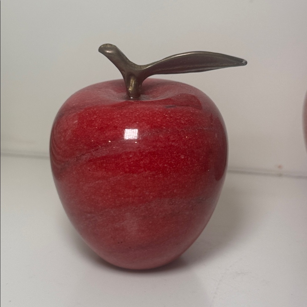 Set of Three Decorative Stone Marble Fruits Paperweights Apples and Pear - Picture 3 of 7